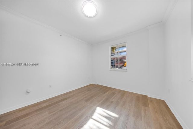 9172 Collins Ave 212, Surfside, FL 33154