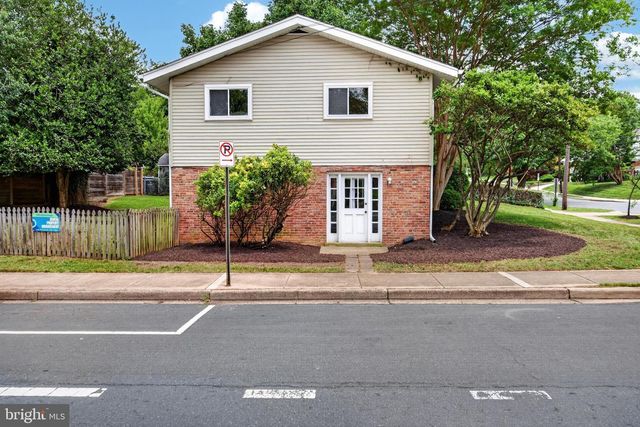 3303 17TH ST N, Arlington, VA 22201