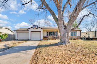 154 S Delos, Haysville, KS 67060