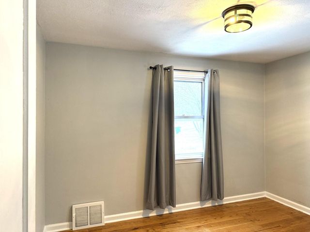 2631 Liberty Road, Norton Shores City, MI 49441