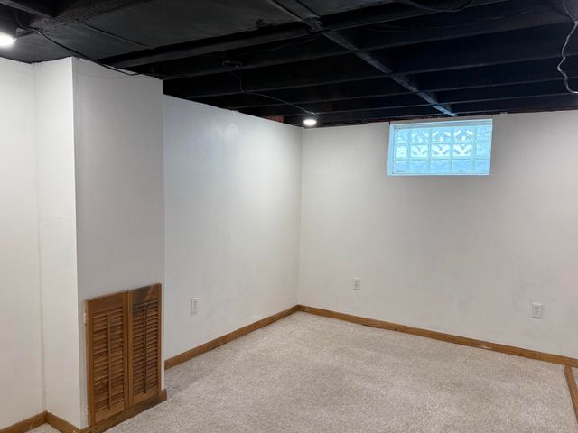 2631 Liberty Road, Norton Shores City, MI 49441