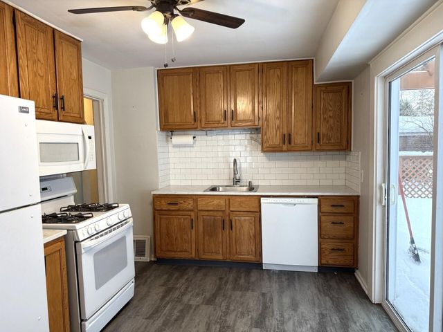 2631 Liberty Road, Norton Shores City, MI 49441