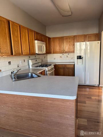 30 Amesbury Court, Robbinsville, NJ 08691