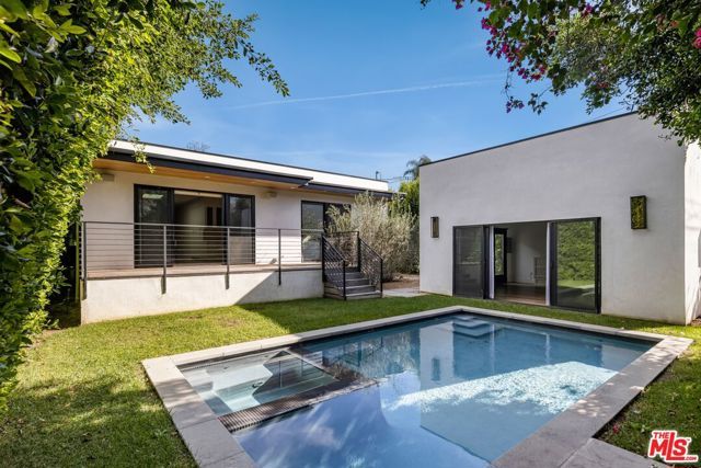 123 S Kilkea Drive, Los Angeles, CA 90048