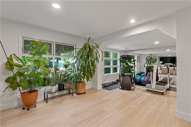 8180 Innsbruck Drive, Sandy Springs, GA 30350