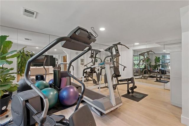 8180 Innsbruck Drive, Sandy Springs, GA 30350