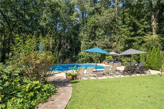 8180 Innsbruck Drive, Sandy Springs, GA 30350