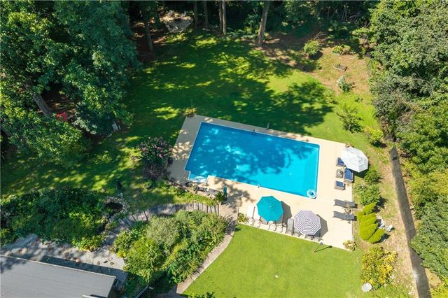 8180 Innsbruck Drive, Sandy Springs, GA 30350