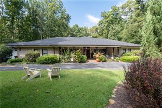 8180 Innsbruck Drive, Sandy Springs, GA 30350