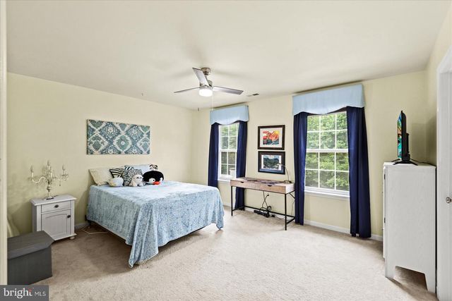 21 WENTWORTH DR, Fredericksburg, VA 22406