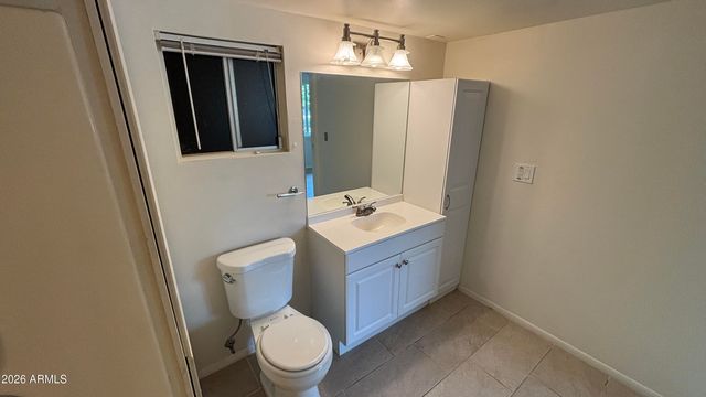10606 W OAKMONT Drive, Sun City, AZ 85351