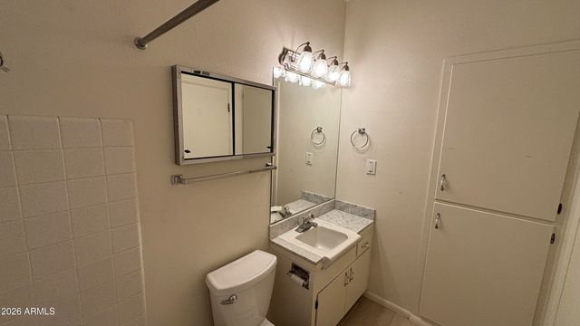 10606 W OAKMONT Drive, Sun City, AZ 85351