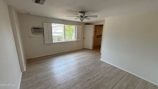 10606 W OAKMONT Drive, Sun City, AZ 85351