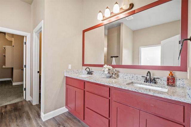 9015 Tall Oaks Drive, Guthrie, OK 73044