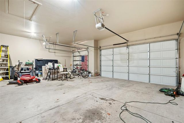 9015 Tall Oaks Drive, Guthrie, OK 73044