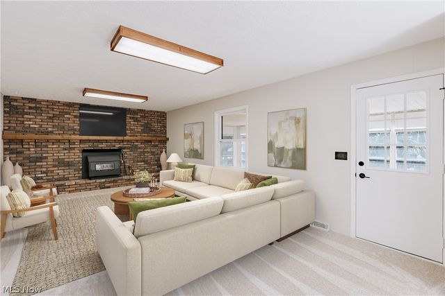 15133 Dogwood Circle, Middleburg Heights, OH 44130