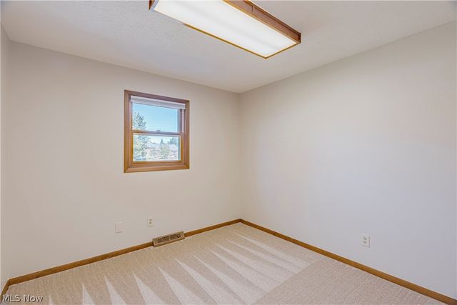 15133 Dogwood Circle, Middleburg Heights, OH 44130
