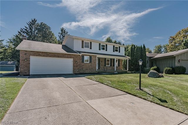 15133 Dogwood Circle, Middleburg Heights, OH 44130