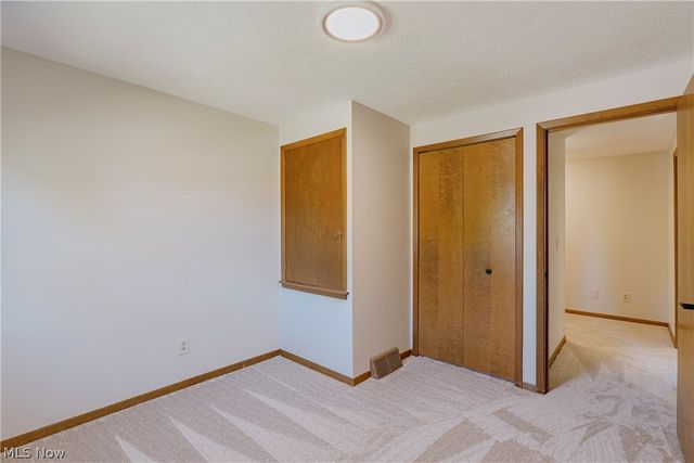 15133 Dogwood Circle, Middleburg Heights, OH 44130
