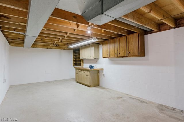 15133 Dogwood Circle, Middleburg Heights, OH 44130