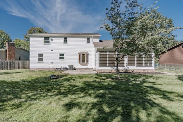 15133 Dogwood Circle, Middleburg Heights, OH 44130