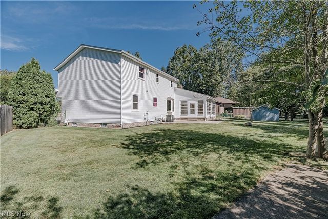 15133 Dogwood Circle, Middleburg Heights, OH 44130