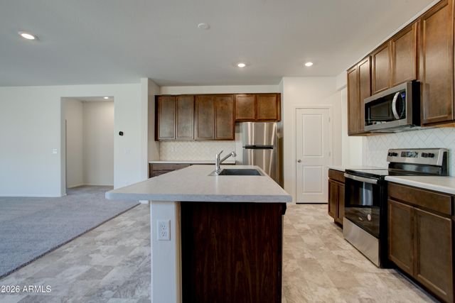 12340 W KALER Drive, Glendale, AZ 85307