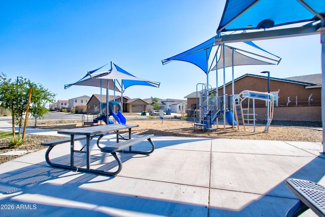 12340 W KALER Drive, Glendale, AZ 85307
