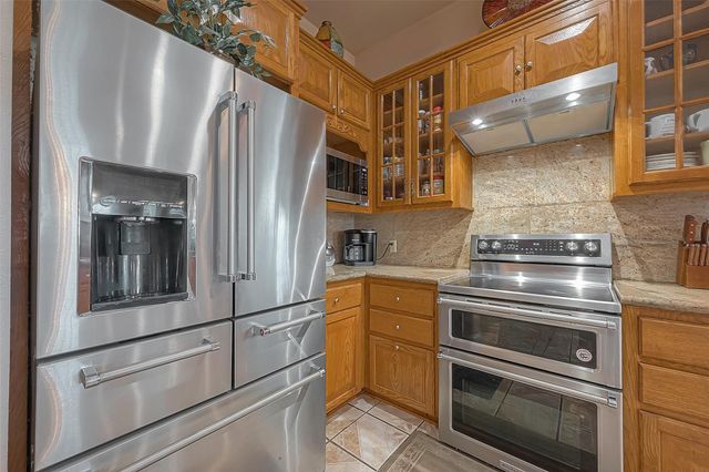 1241 Terrazas Lane, Sealy, TX 77474