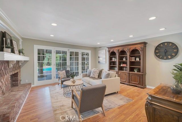 10132 Hadley, Northridge (los Angeles), CA 91324