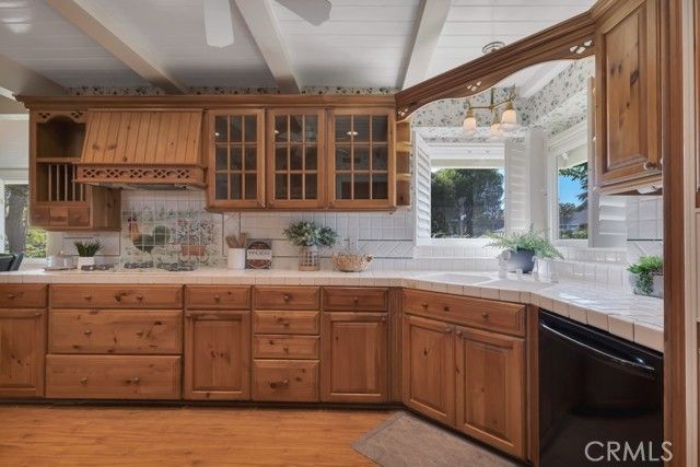 10132 Hadley, Northridge (los Angeles), CA 91324