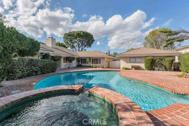 10132 Hadley, Northridge (los Angeles), CA 91324