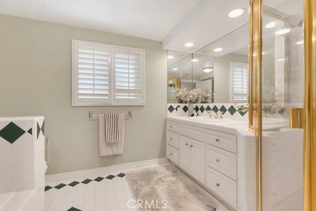 10132 Hadley, Northridge (los Angeles), CA 91324