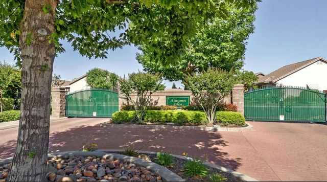 3509 Sugar Oak Ct, Modesto, CA 95355