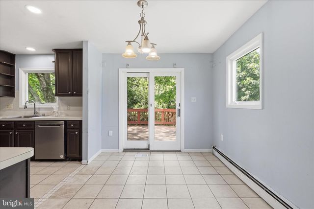 403 E LAUREL AVE, Sterling, VA 20164