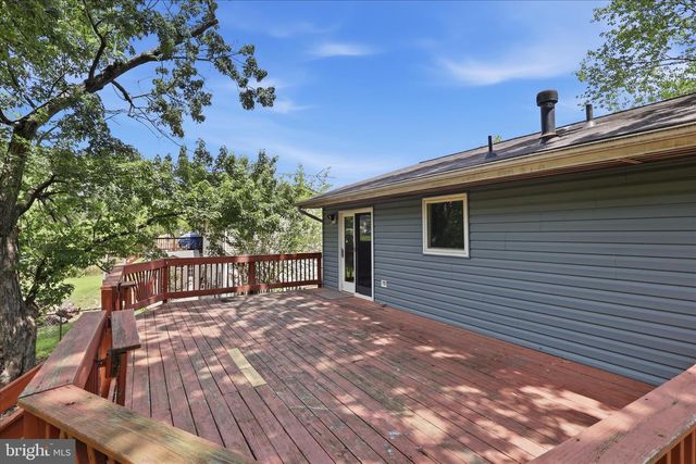 403 E LAUREL AVE, Sterling, VA 20164