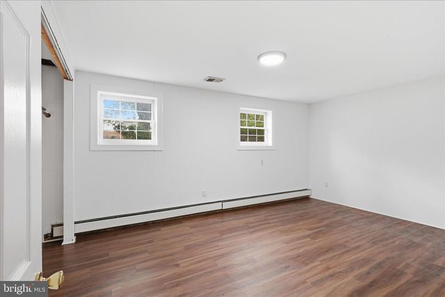 403 E LAUREL AVE, Sterling, VA 20164