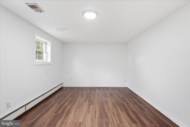 403 E LAUREL AVE, Sterling, VA 20164