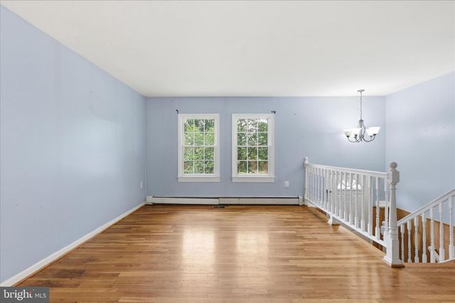 403 E LAUREL AVE, Sterling, VA 20164