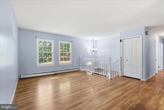 403 E LAUREL AVE, Sterling, VA 20164