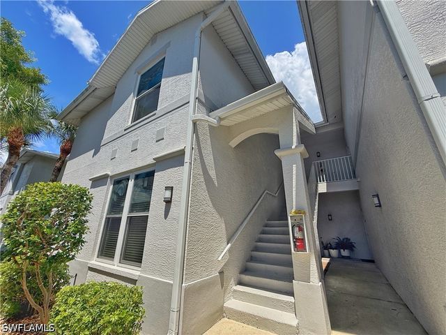 1310 Charleston Square DR 101, Naples, FL 34110