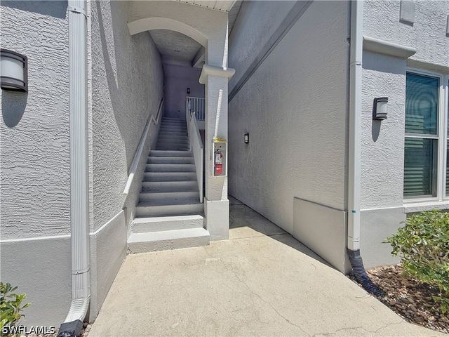 1310 Charleston Square DR 101, Naples, FL 34110