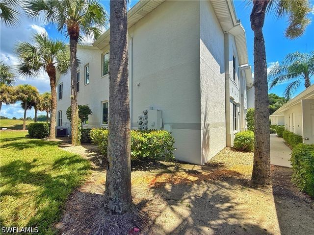 1310 Charleston Square DR 101, Naples, FL 34110