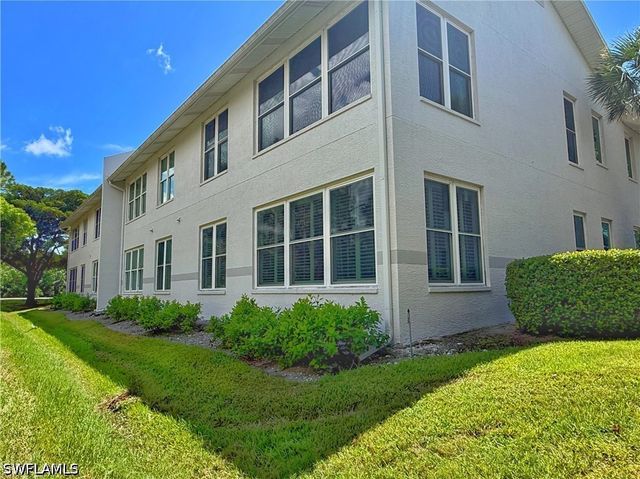 1310 Charleston Square DR 101, Naples, FL 34110