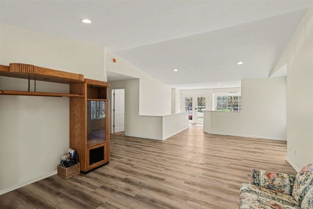 148 Bridgewood Drive, Battle Creek, MI 49015
