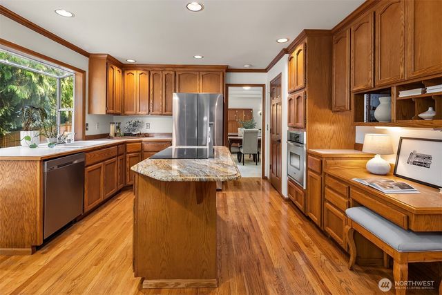 22413 NE 9th Drive, Sammamish, WA 98074