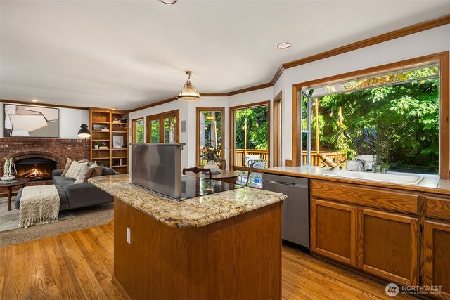 22413 NE 9th Drive, Sammamish, WA 98074