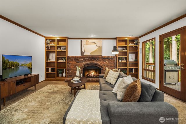 22413 NE 9th Drive, Sammamish, WA 98074