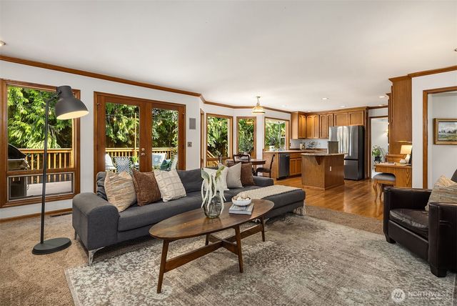 22413 NE 9th Drive, Sammamish, WA 98074