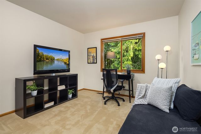 22413 NE 9th Drive, Sammamish, WA 98074